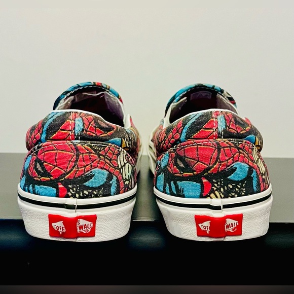 RARE Vans x Spider-Man Slip On Skate Shoes - Picture 4 of 6